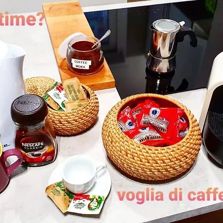 Pensjonat @home Neapol